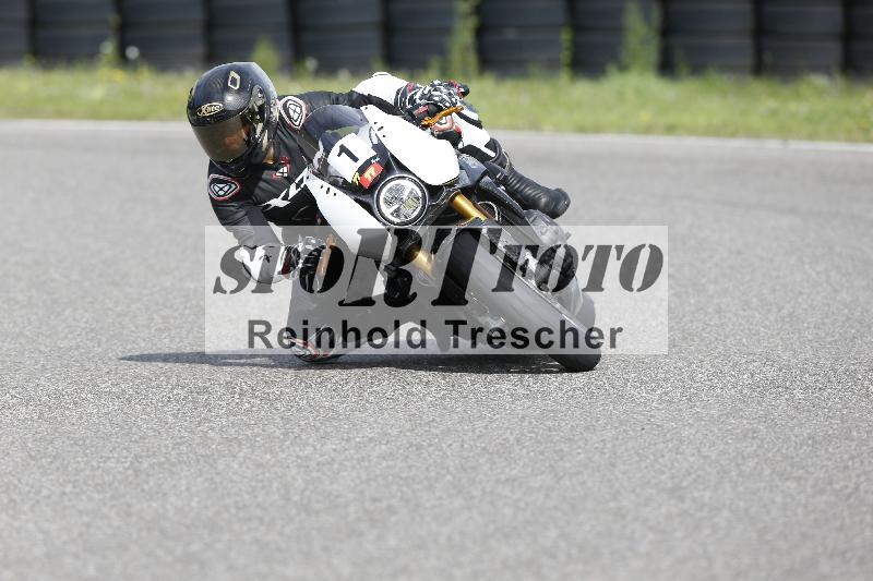 /53 16.09.2025 Track Day Domi Aegerter ADR/Gruppe rot/1